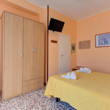 Nella Szálloda 3*