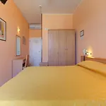 Nella Szálloda 3*